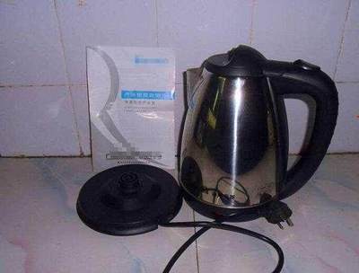 越来越多人不再用这种热水壶了,用过都说后悔,有就赶紧扔了